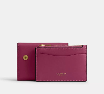 Coach Essential Card Holder Wallet