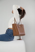 Coach Reversible City Tote Handbag In Camel