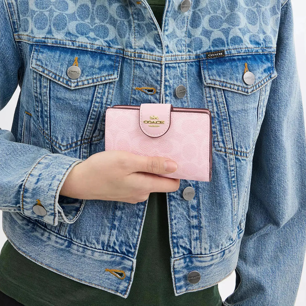Coach Medium Corner Zip Wallet