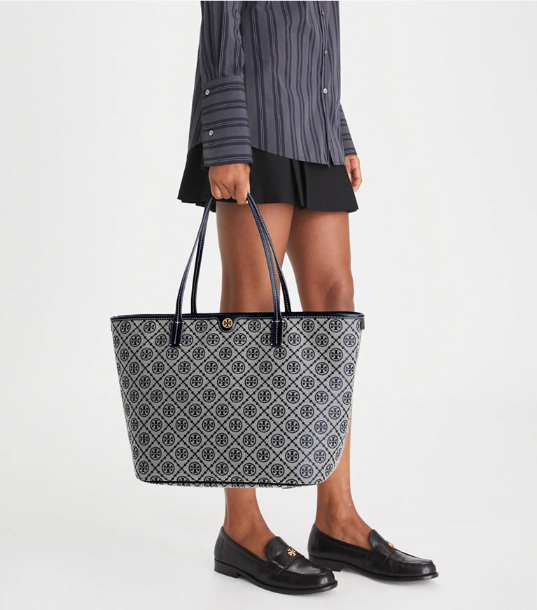 Tory Burch
T Monogram zip tote bag