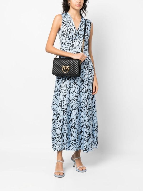 PINKO
Classic Click V-quilted Love bag