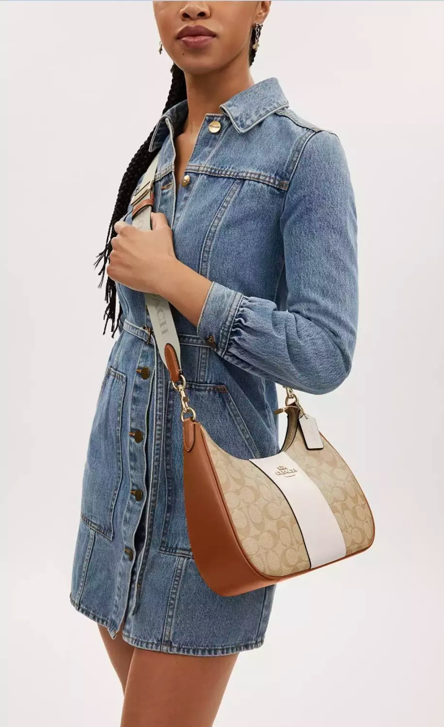 Coach Teri hobo