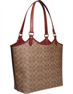 COACH
DAY TOTE IN SIGNATURE CANVAS