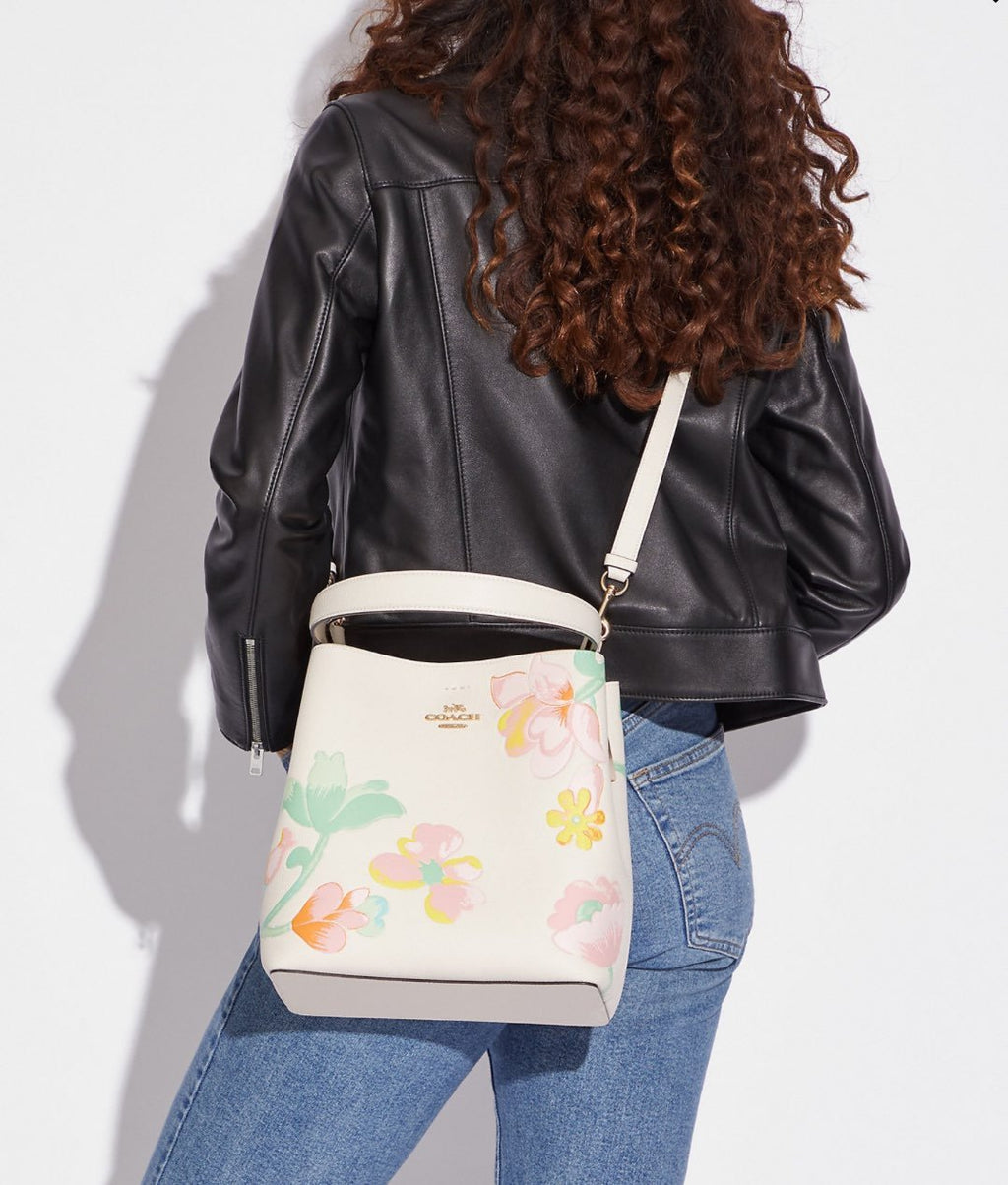 Coach Town Bucket Bag Large with Dreamy Land Floral