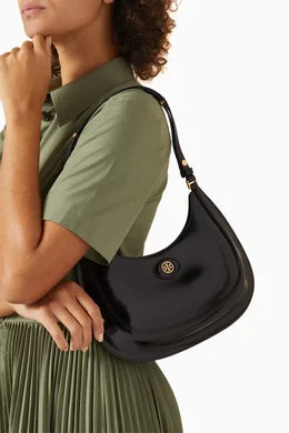 Tory Burch
Robinson Convertible Crescent Shoulder Bag in Patent Leather