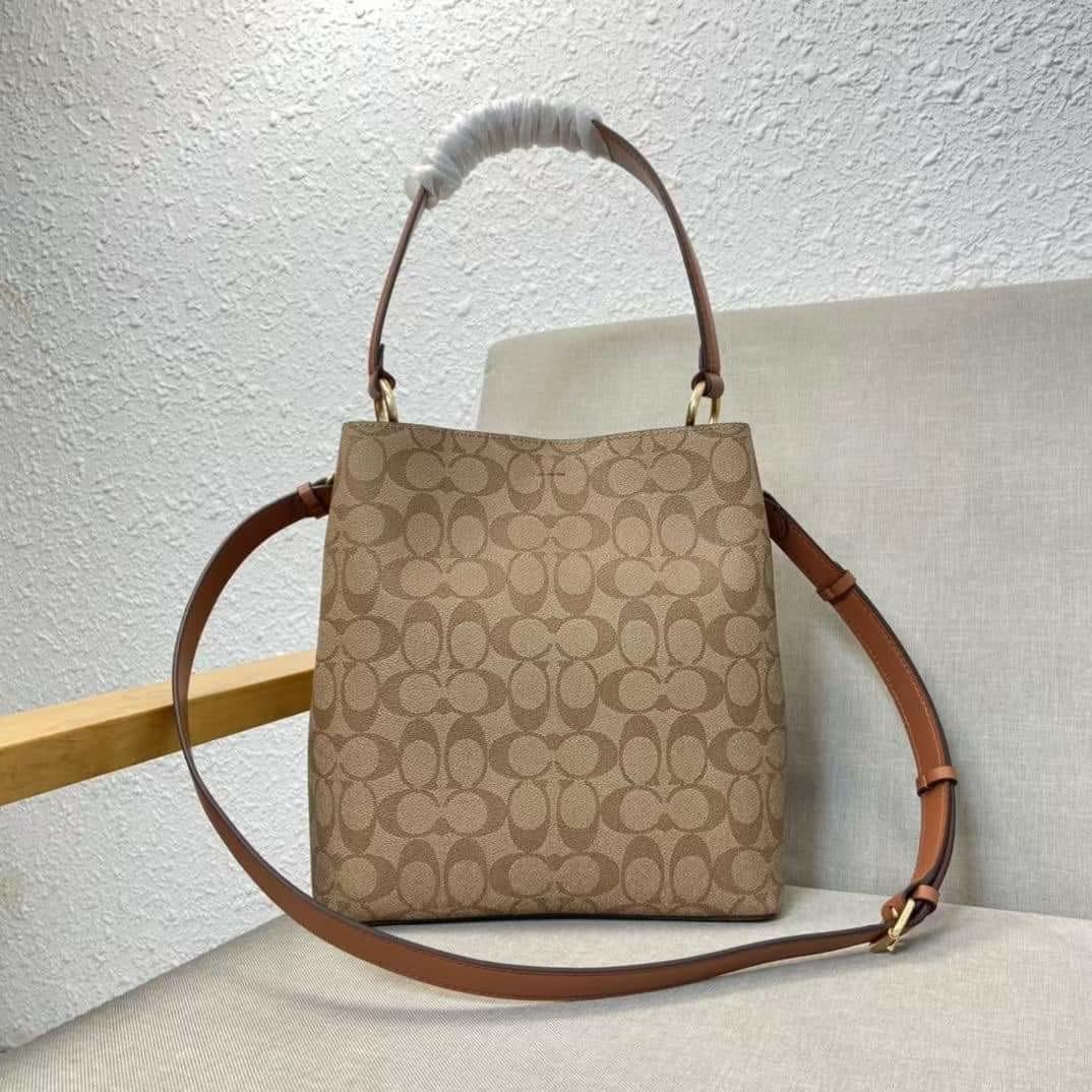 Coach Mollie Bucket Bag 22