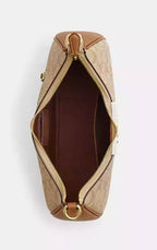 Coach Teri hobo