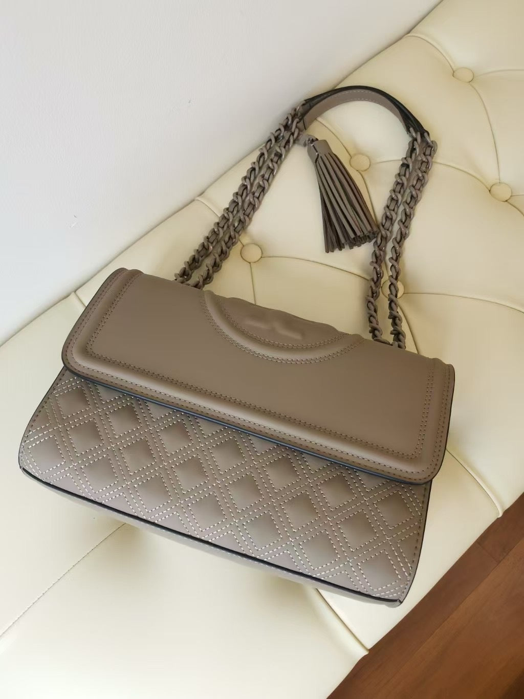 Tory Burch Fleming Convertible Shoulder e