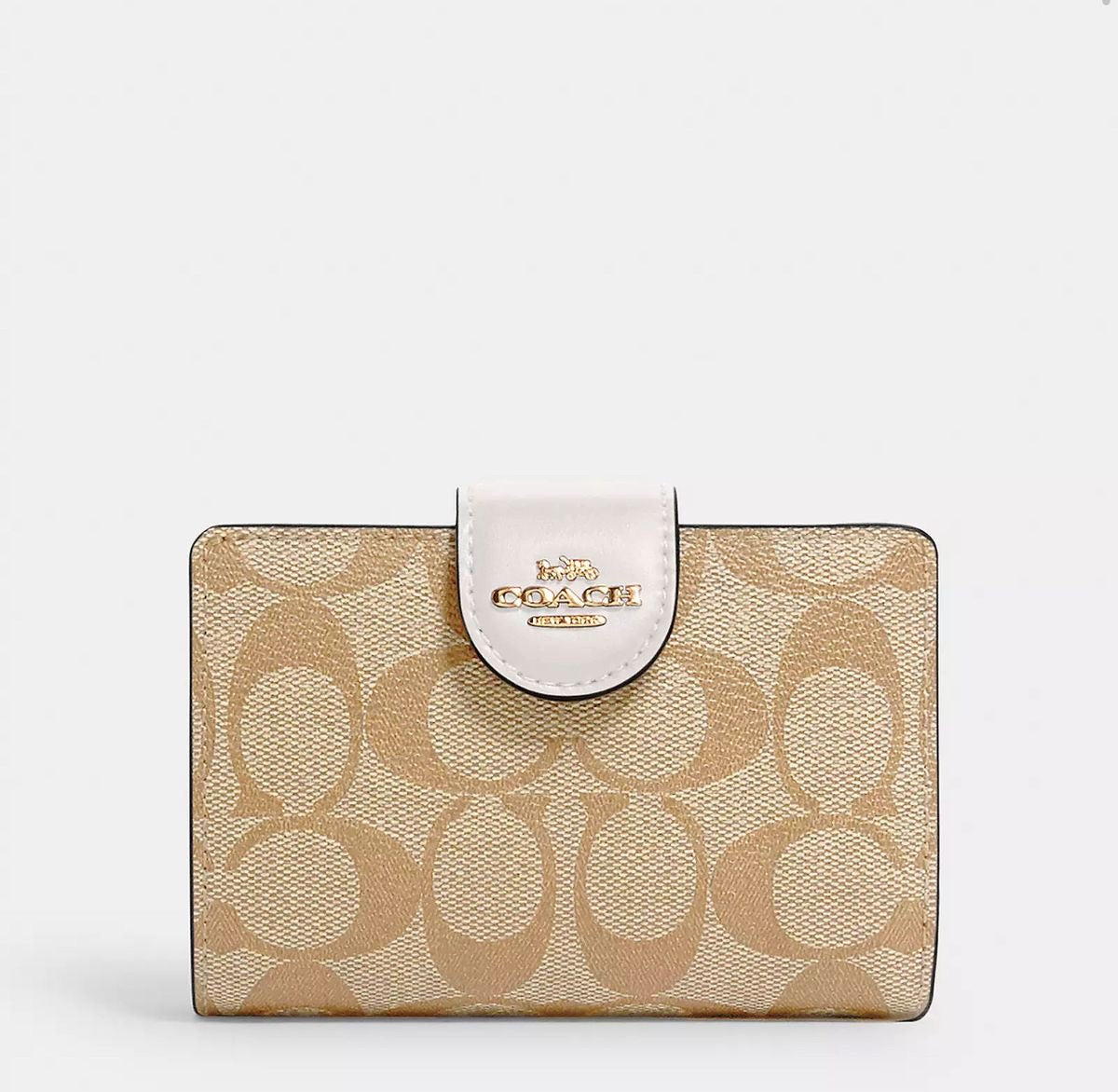 Coach Women's Medium Corner Zip Wallet in Signature Canvas (Light Khaki / Chalk)