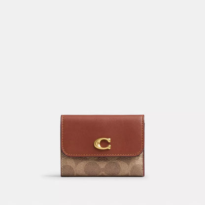 Coach Essential Card Holder Wallet