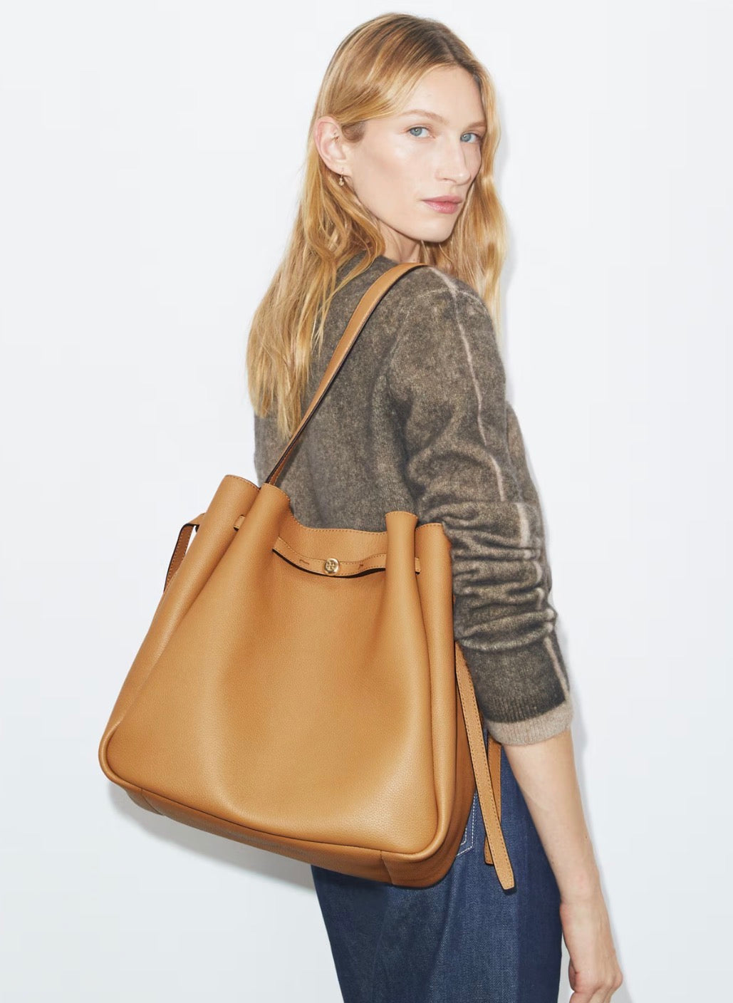 Tory Burch Large Romy Bucket Bag