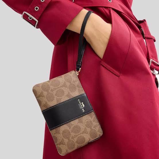 Coach Corner Zip Wristlet